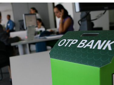 OTP – prima bancă ce anunţă înlesniri pentru clienţii cu credite în franci elveţieni