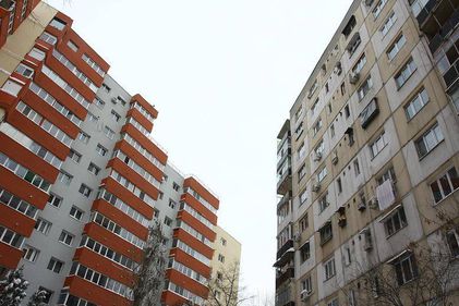 Reabilitarea termică din Bucureşti ar putea creşte piaţa de adezivi cu 70% în 2012