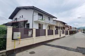 Vilă - 4 camere de vanzare BISTRITA - Bistrita-Nasaud anunturi imobiliare Bistrita-Nasaud