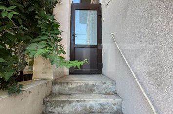 Casă - 5 camere de vanzare UNIVERSITATE - Bucuresti anunturi imobiliare Bucuresti