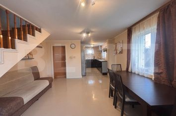 Vilă - 3 camere de inchiriat TARGOVISTE - Dambovita anunturi imobiliare Dambovita