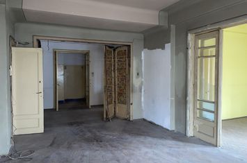 Apartament 5 camere de vanzare ARMENEASCA - Bucuresti anunturi imobiliare Bucuresti