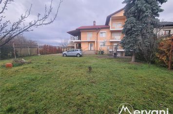 Casă - 5 camere de vanzare BANESTI - Prahova anunturi imobiliare Prahova