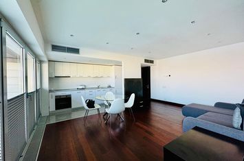 Apartament 3 camere, complex cu piscina exterioara, zona Kiseleff anunturi imobiliare Bucuresti