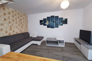 Apartament 3 camere de vanzare SIBIU - Sibiu anunturi imobiliare Sibiu