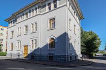 Clădire administrativă renovată integral – oportunitate investițională – Brașov anunturi imobiliare Brasov