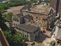 Oamenii strazii si proprietarii nepasatori duc in ruina Moara lui Asan, simbolul Colentinei de secol 19