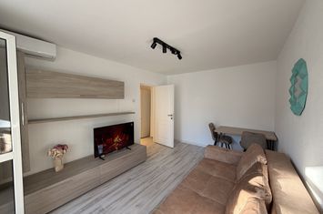 Apartament 2 camere renovat 2025, bloc 1976 – Sălăjan anunturi imobiliare Bucuresti