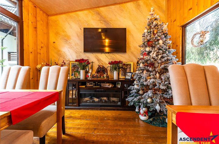 Vilă - 12 camere de vanzare POIANA BRASOV - Brasov anunturi imobiliare Brasov