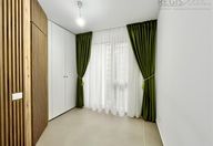 250 €, Spațiu comercial