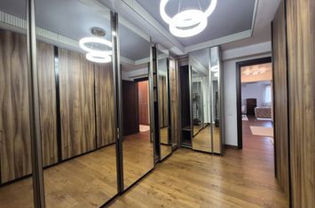 Apartament cu 4 camere,  102 mp utili, 2 parcari subterane, Buna Ziua anunturi imobiliare Cluj