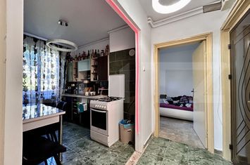 Apartament 3 camere de vanzare PLOIESTI - Prahova anunturi imobiliare Prahova