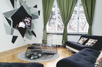 4 camere ultracentral, 132 mp + 2 terase – complet renovat anunturi imobiliare Timis