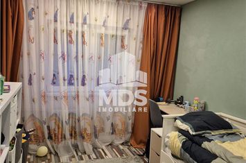 Apartament 4 camere de vanzare ARADULUI  - Timis anunturi imobiliare Timis