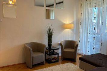 Apartament 3 camere de vanzare ROGERIUS - Bihor anunturi imobiliare Bihor