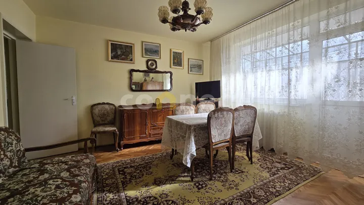 Apartament 4 camere de vanzare CLUJ-NAPOCA - Cluj anunturi imobiliare Cluj