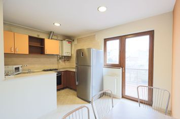 Apartament spațios cu 2 camere - terasă - str. Desseanu - COMISION 0% anunturi imobiliare Arad