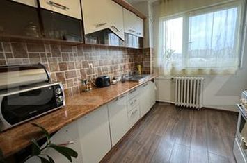 Apartament 3 camere de vanzare ORADEA - Bihor anunturi imobiliare Bihor