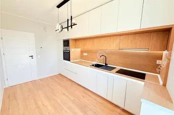 Apartament 3 camere de vanzare VASILE AARON - Sibiu anunturi imobiliare Sibiu