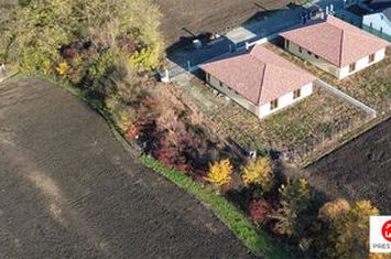 Casă - 4 camere de vanzare SANGEORGIU DE MURES - Mures anunturi imobiliare Mures