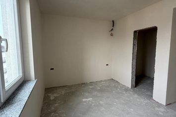 Apartament 3 camere de vanzare RADAUTI - Suceava anunturi imobiliare Suceava