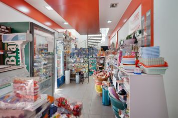 Spațiu comercial - clădire independentă anunturi imobiliare Neamt