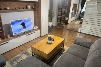 Apartament 3 camere de vanzare SUCEAVA - Suceava anunturi imobiliare Suceava