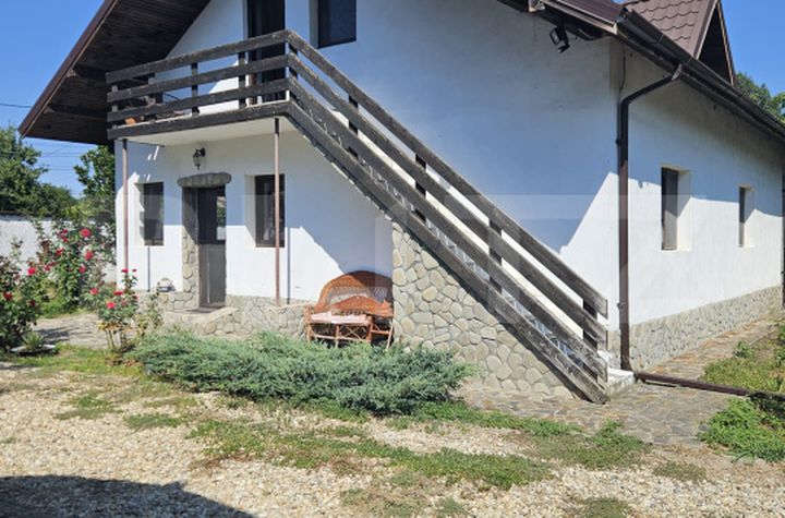 Casă - 4 camere de vanzare TARGOVISTE - Dambovita anunturi imobiliare Dambovita