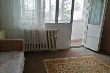 Apartament 3 camere de vanzare CENTRAL - Timis anunturi imobiliare Timis