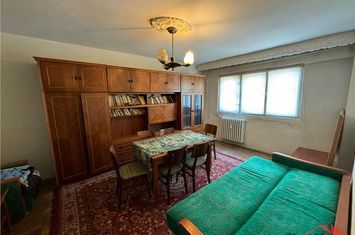 Apartament 3 camere de vanzare CENTRAL - Vrancea anunturi imobiliare Vrancea