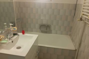 Garsonieră de vanzare GEMENII - Brasov anunturi imobiliare Brasov