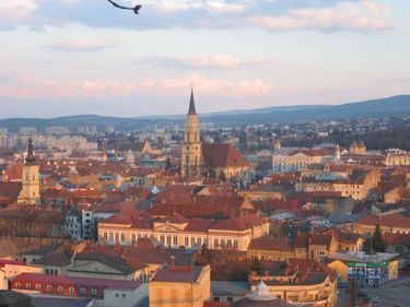 A crescut numărul tranzacţiilor imobiliare şi ipotecilor înregistrate în Cluj