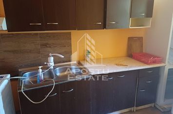 Casa individuala in Cruceni ,la granita cu Serbia anunturi imobiliare Timis