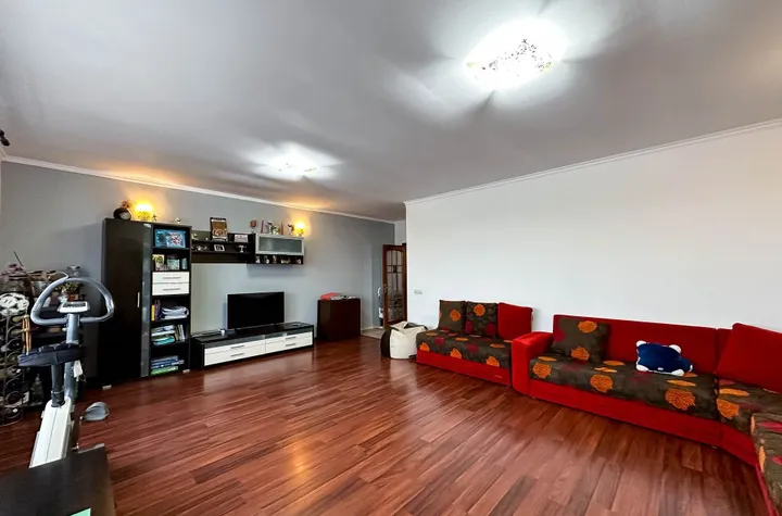 Apartament 3 camere de vanzare FUNDENI - Bucuresti anunturi imobiliare Bucuresti