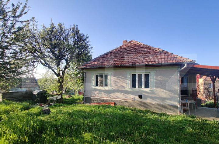 Casă - 4 camere de vanzare GHEORGHIENI - Cluj anunturi imobiliare Cluj