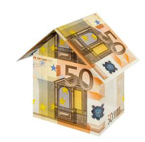 “Prima Casă” a convins până acum 156 de români, dar nu are impact asupra preţurilor