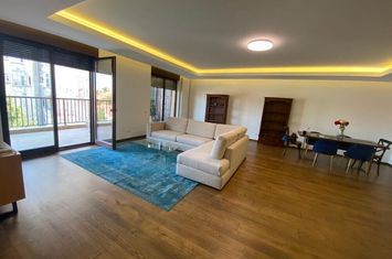 4-room apartment, generous terrace, Romana Square area anunturi imobiliare Bucuresti
