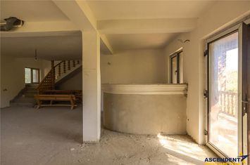 Apartament 17 camere de vanzare BRAN - Brasov anunturi imobiliare Brasov