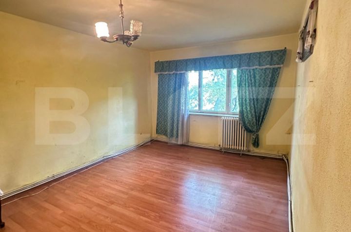 Apartament 3 camere de vanzare LILIACULUI - Hunedoara anunturi imobiliare Hunedoara