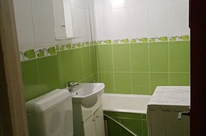 Titan metrou inchiriere garsoniera anunturi imobiliare Bucuresti