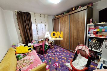Apartament 2 camere, decomandat, mobilat, utilat, etaj 3, Ampoi 2 anunturi imobiliare Alba