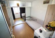 37.000 €, Garsonieră