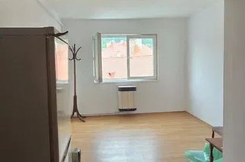 Garsonieră de vanzare BRASOV - Brasov anunturi imobiliare Brasov