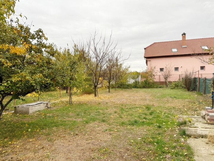 Teren intravilan de 932 mp cu iesire la centura Oradea in Zona Iosia anunturi imobiliare Bihor