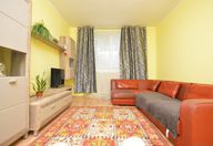 600 €, Apartament 3 camere