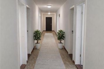 Spațiu comercial de vanzare EXTERIOR EST - Brasov anunturi imobiliare Brasov