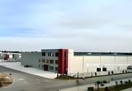 1.559.400 €, Spațiu industrial