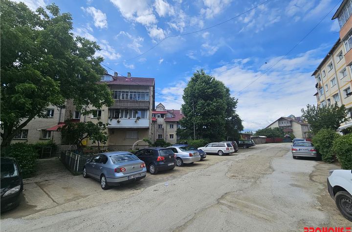 Apartament 3 camere de vanzare CENTRAL - Bacau anunturi imobiliare Bacau