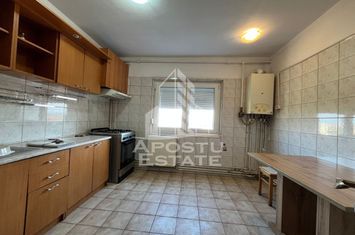 Apartament cu 3 camere, 2 bai, decomandat, centrala proprie, Sagulu anunturi imobiliare Timis