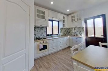 Casă - 5 camere de vanzare EXTERIOR EST - Brasov anunturi imobiliare Brasov